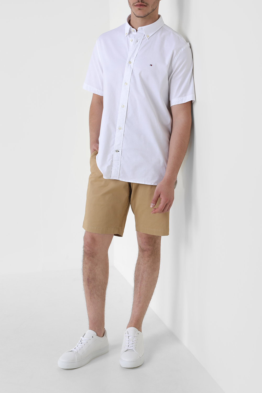 חולצת מכופתרת